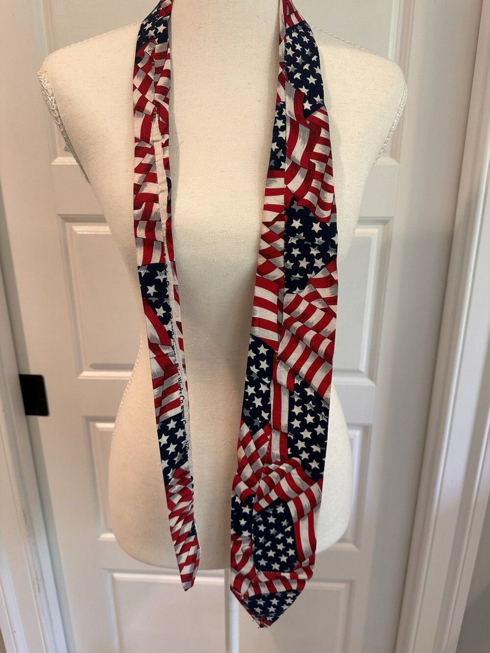 American Flag Patriotic Waving Stars & Stripes Necktie Men's Handmade Tie VTG